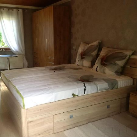Haus Bergrose Apartment Busenborn Екстериор снимка